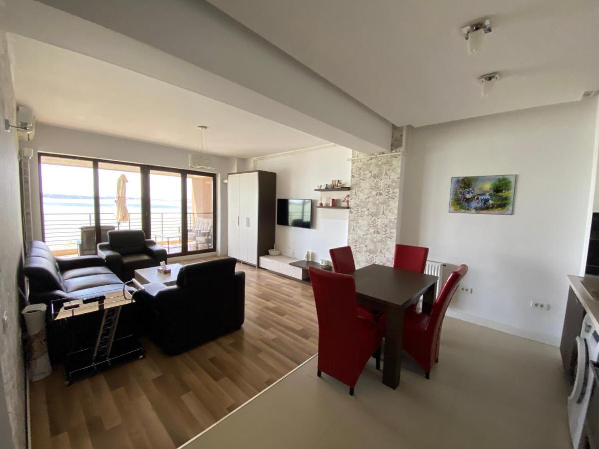 Amazing View Apartment Mamaia Bagian luar foto