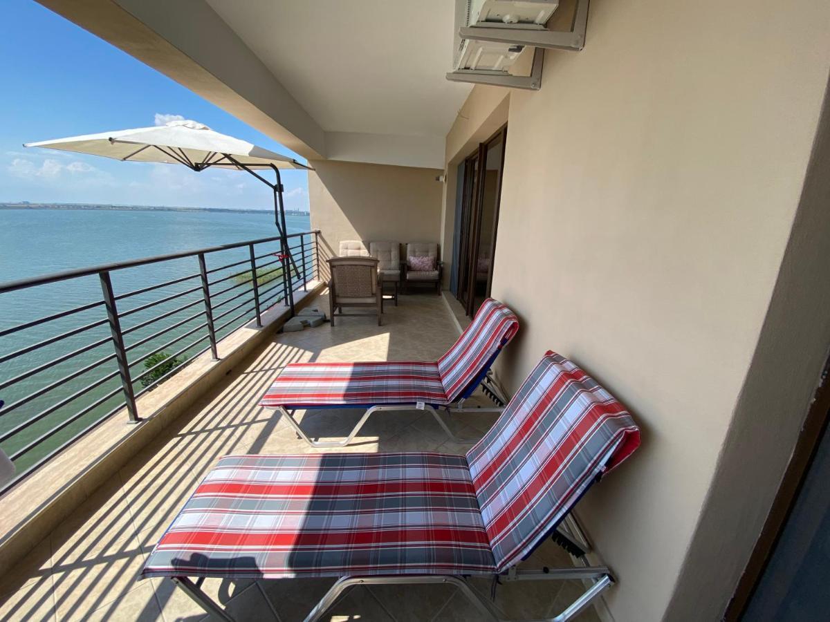 Amazing View Apartment Mamaia Bagian luar foto