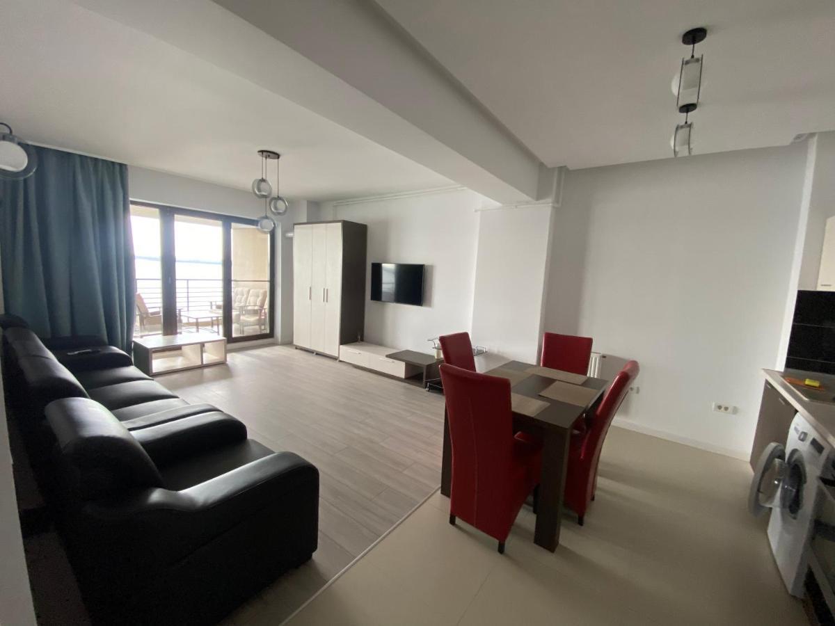 Amazing View Apartment Mamaia Bagian luar foto