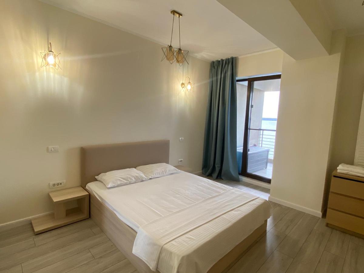 Amazing View Apartment Mamaia Bagian luar foto